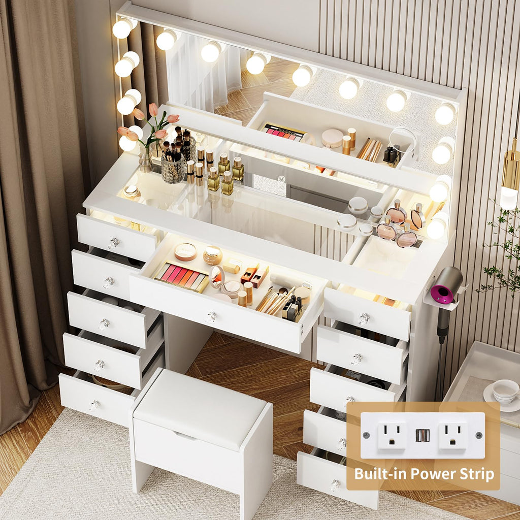 Vanity with Lighted Mirror Y7936