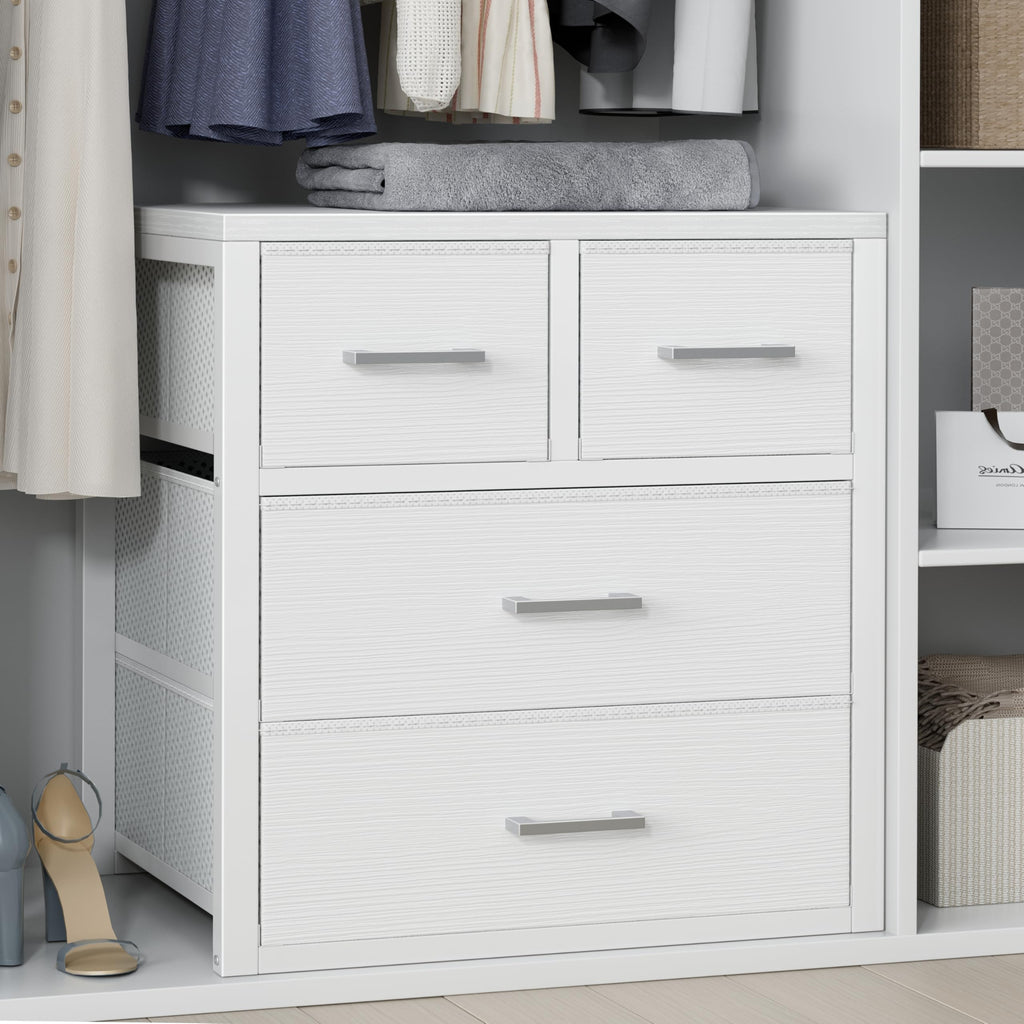 White 4 Drawer Dresser Z573457