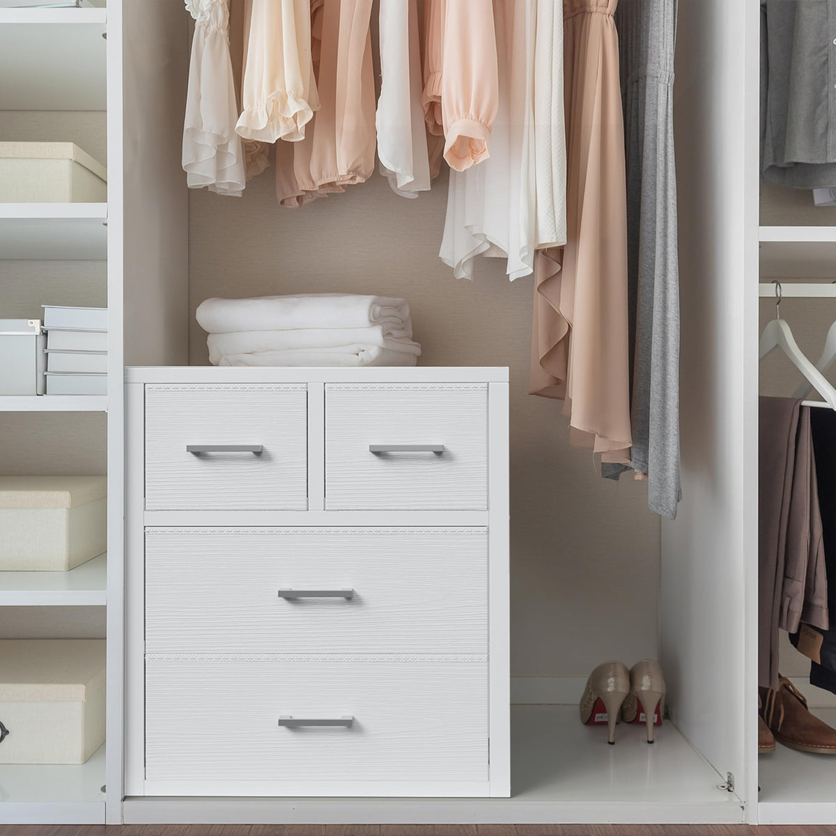 White 4 Drawer Dresser Z573457